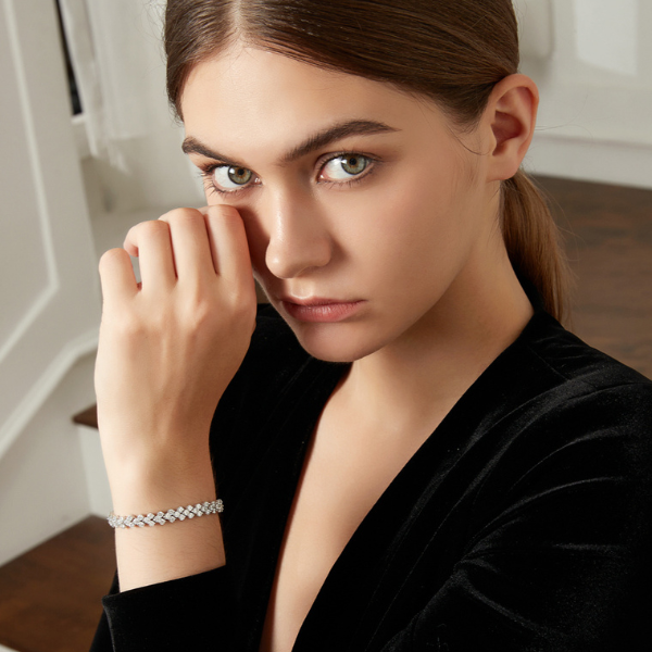 "Leaf" Moissanite Diamonds Bracelet