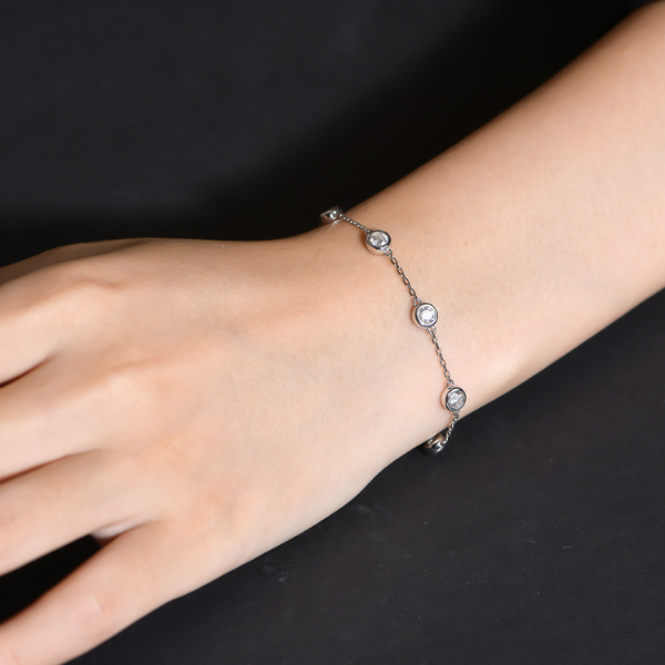 "Pupil" Moissanite Diamonds Bracelet