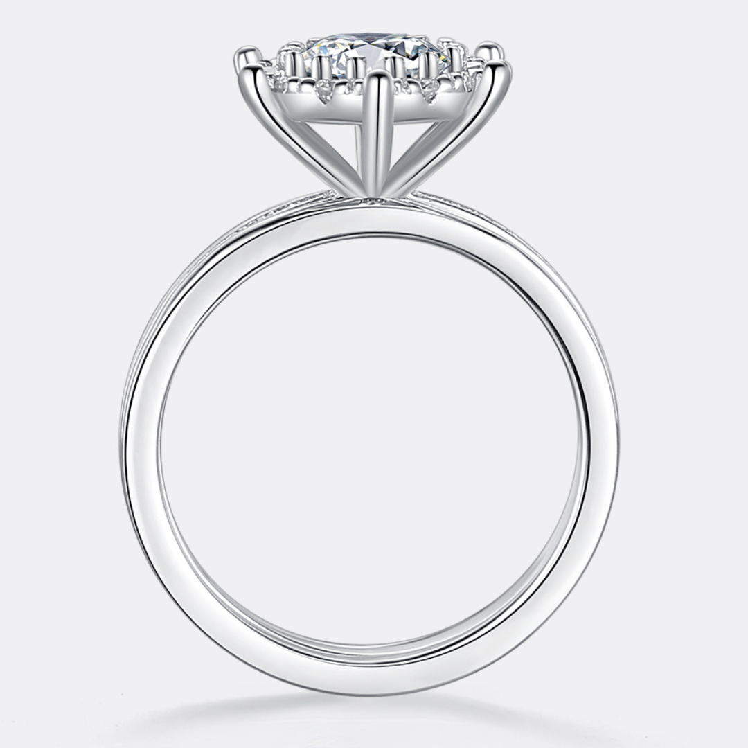Exclusive Moissanite Diamond Ring
