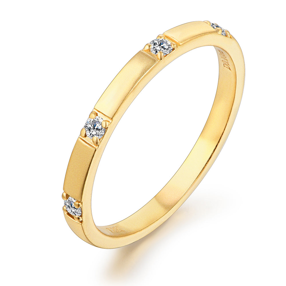 "Chic" Moissanite Diamonds Ring