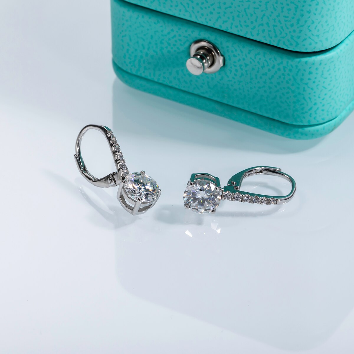 "Round Drop" Earrings Moissanite Diamond